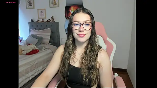 Snapshot of samysweet_8 chatting on October 3, 2:44 pm samysweet 8 online show from October 3, 2:44 pm