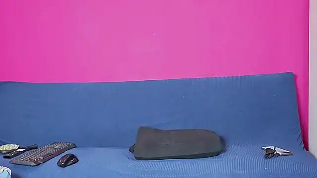 Young Strawberryy online show from November 23, 3:14 pm