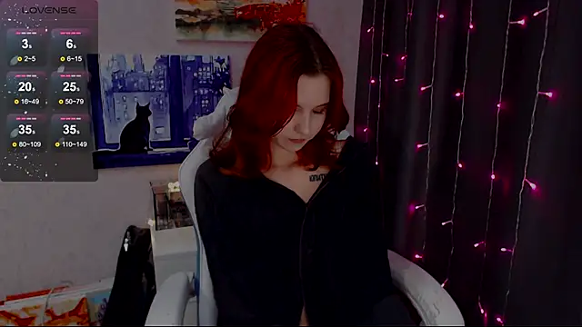 mslilunicorn online show from October 12, 6:10 pm