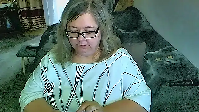 Snapshot of sex2 chatting on October 25, 2:08 am sex2 online show from October 25, 2:08 am