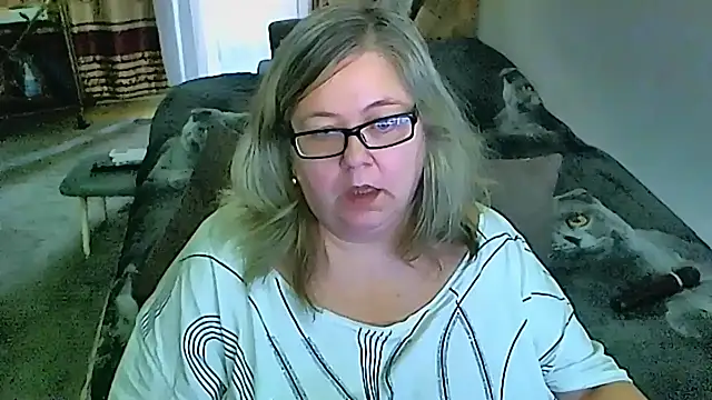 Snapshot of sex2 chatting on October 27, 5:58 am sex2 online show from October 27, 5:58 am