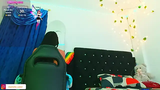 Snapshot of cute_charlotte_ chatting on October 3, 3:11 am cute charlotte online show from October 3, 3:11 am