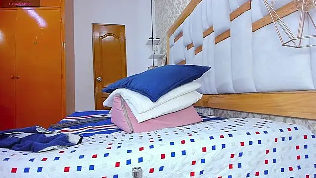  kaarla  online show from October 7, 7:29 pm