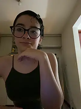  Lunnaa  online show from April 12, 12:35 am