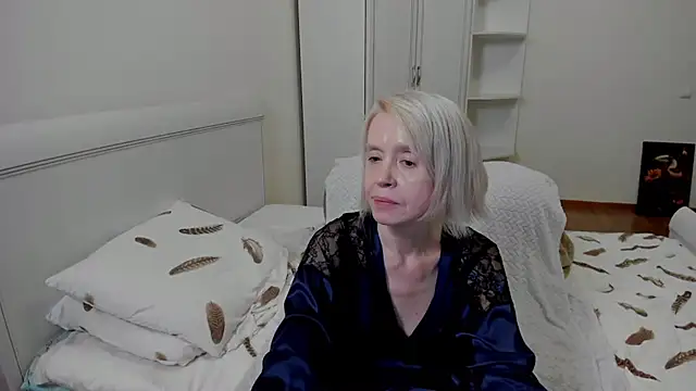 Snapshot of aminalive chatting on October 19, 9:06 pm aminalive online show from October 19, 9:06 pm