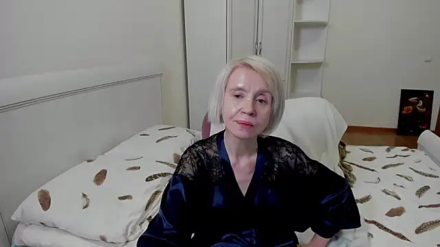 Snapshot of aminalive chatting on November 1, 10:47 pm aminalive online show from November 1, 10:47 pm