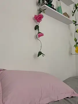 oriana zoeee online show from November 19, 10:43 pm