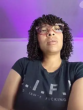 Snapshot of DannaBerry chatting on October 31, 4:11 pm DannaBerry online show from October 31, 4:11 pm