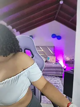 DannaBerry online show from April 1, 1:41 pm