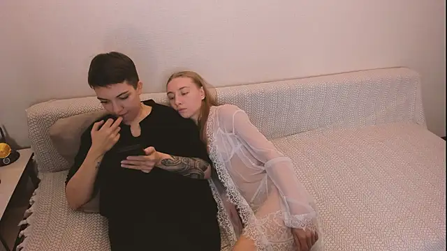 secret dreams   online show from February 15, 1:54 pm