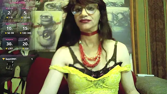 Snapshot of TheBlackWtch chatting on September 28, 6:53 am TheBlackWtch online show from September 28, 6:53 am