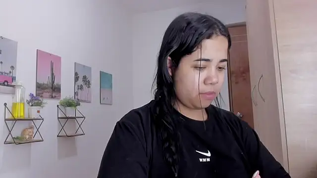 Emma lean online show from February 20, 3:35 pm