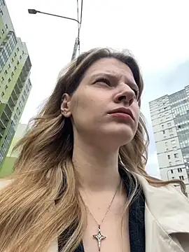 MaryHiggins online show from September 21, 10:25 am