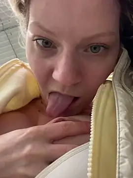 MaryHiggins online show from March 3, 4:57 pm