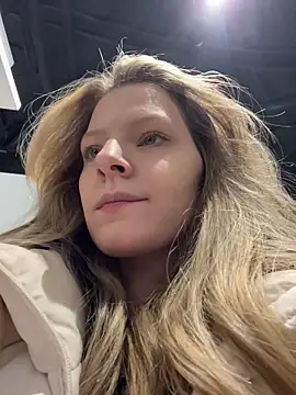 MaryHiggins online show from February 27, 11:21 am