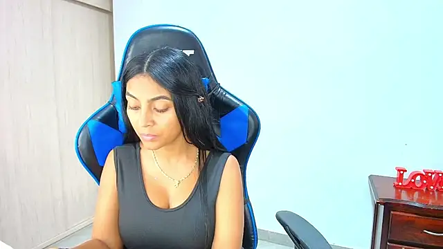 sophiax-x online show from October 16, 8:33 pm