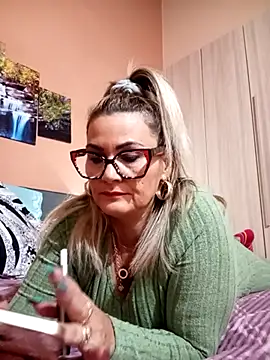 CRHYSTEL online show from November 7, 9:59 am