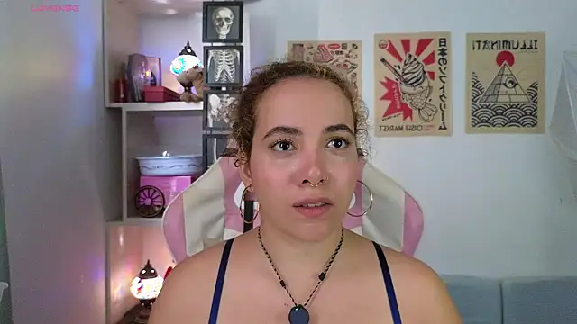 Emma Wish online show from April 19, 3:45 pm