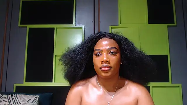 Snapshot of SexyAssDivaxxx chatting on October 27, 6:20 am SexyAssDivaxxx online show from October 27, 6:20 am