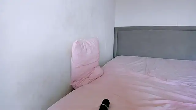 Snapshot of May_XX chatting on October 1, 7:02 am May XX online show from October 1, 7:02 am