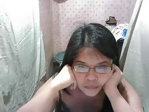 abiemayhottiey online show from October 5, 6:18 am