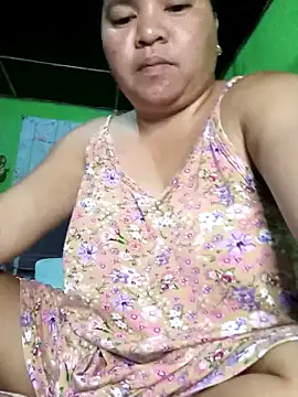 hotpussyxxx33x online show from April 1, 1:01 pm