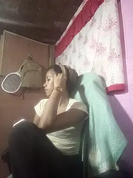 Cutie body11 online show from February 14, 11:45 am