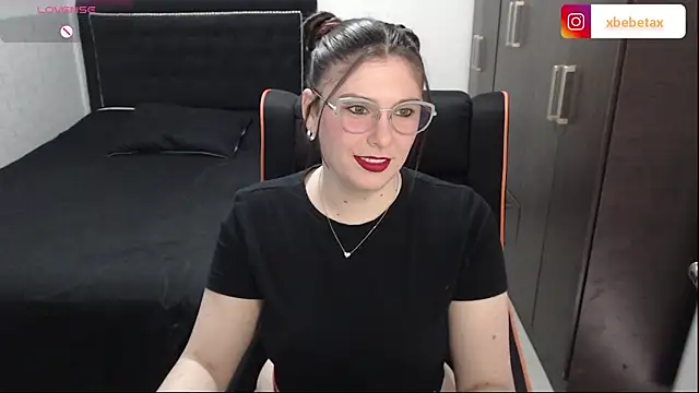 Snapshot of xxbbtaa chatting on October 23, 6:47 pm xxbbtaa online show from October 23, 6:47 pm