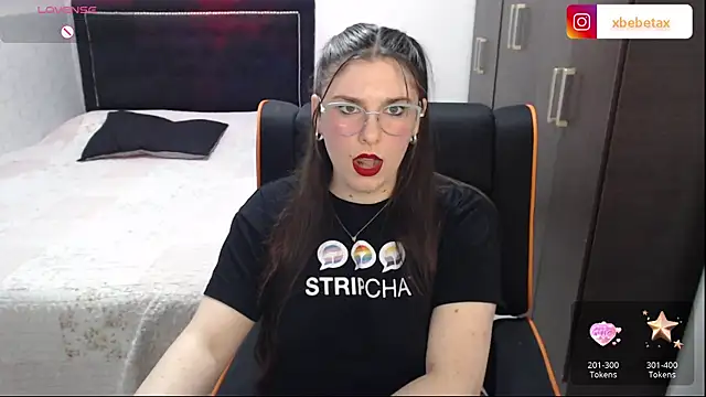 Snapshot of xxbbtaa chatting on October 19, 2:24 am xxbbtaa online show from October 19, 2:24 am