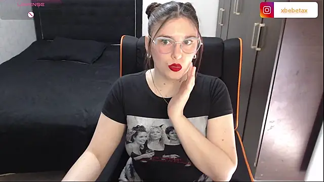 Snapshot of xxbbtaa chatting on October 29, 6:10 pm xxbbtaa online show from October 29, 6:10 pm