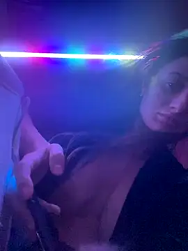 Snapshot of Flossy_Vettie chatting on October 19, 4:20 pm Flossy Vettie online show from October 19, 4:20 pm