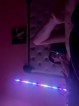 Snapshot of Flossy_Vettie chatting on September 24, 8:19 pm Flossy Vettie online show from September 24, 8:19 pm