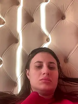 Snapshot of Flossy_Vettie chatting on October 31, 12:42 pm Flossy Vettie online show from October 31, 12:42 pm