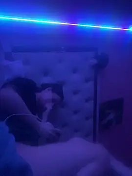 Snapshot of Flossy_Vettie chatting on October 20, 4:21 pm Flossy Vettie online show from October 20, 4:21 pm