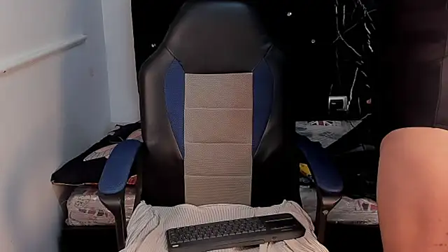 Lu doll online show from November 15, 9:49 pm