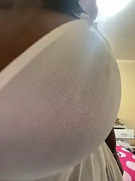 Snapshot of xXXSexyamazon chatting on September 20, 1:42 pm xXXSexyamazon online show from September 20, 1:42 pm