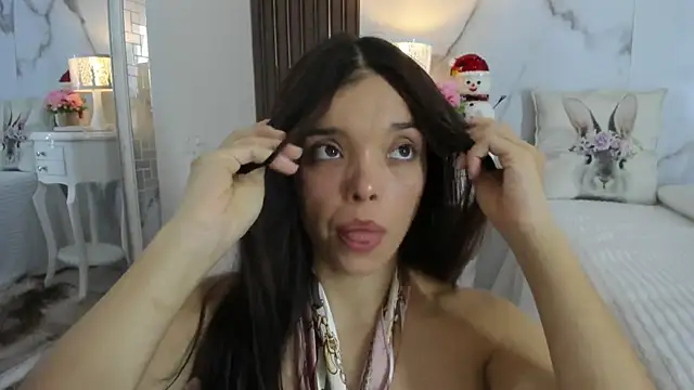 hannahill69 online show from December 5, 6:13 am