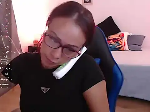 emmily castro online show from September 15, 2:14 pm
