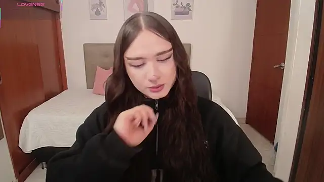 Miley Baker online show from January 7, 3:59 pm