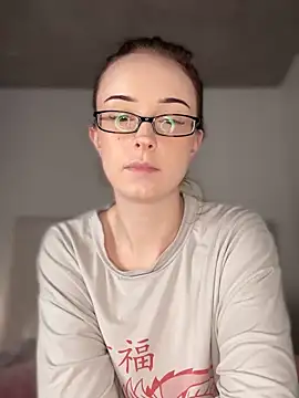 roxxxyrose online show from December 20, 2:37 am