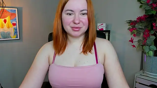 LAYLAxSTAR online show from March 11, 7:45 am