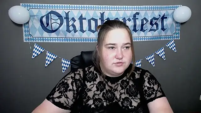 Snapshot of XX_Daniella_XX chatting on September 23, 6:33 am XX Daniella XX online show from September 23, 6:33 am