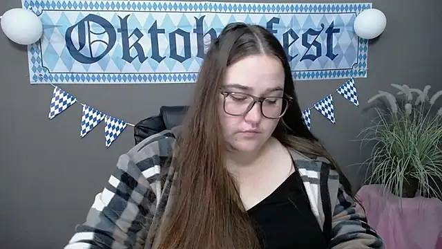 Snapshot of XX_Daniella_XX chatting on October 11, 6:51 am XX Daniella XX online show from October 11, 6:51 am