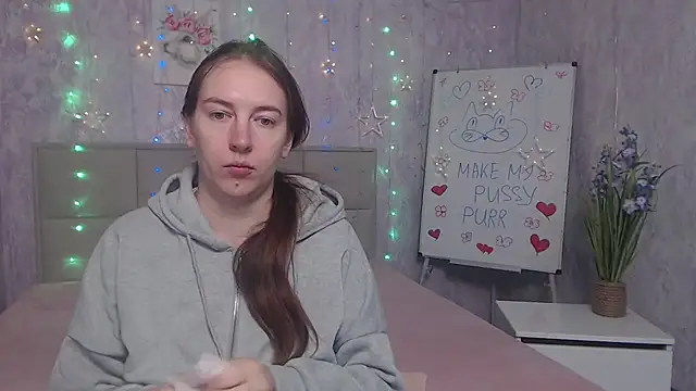 KaleyReed online show from October 12, 6:49 am