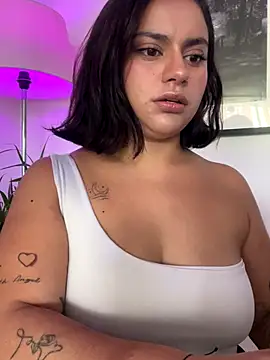 Snapshot of susy_angel chatting on October 12, 9:39 pm susy angel online show from October 12, 9:39 pm