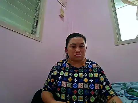 Snapshot of LalaiAsian chatting on October 5, 2:38 am LalaiAsian online show from October 5, 2:38 am