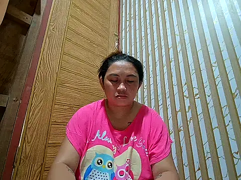 LalaiAsian online show from December 2, 4:20 pm