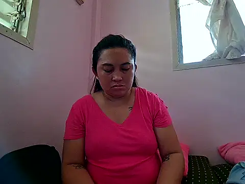 Snapshot of LalaiAsian chatting on October 2, 2:16 am LalaiAsian online show from October 2, 2:16 am