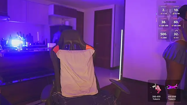 AmberRaus online show from December 5, 2:44 am