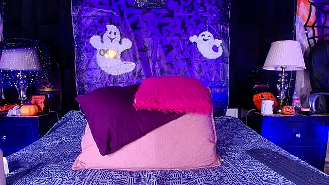 shelsyloreds online show from October 14, 11:57 am